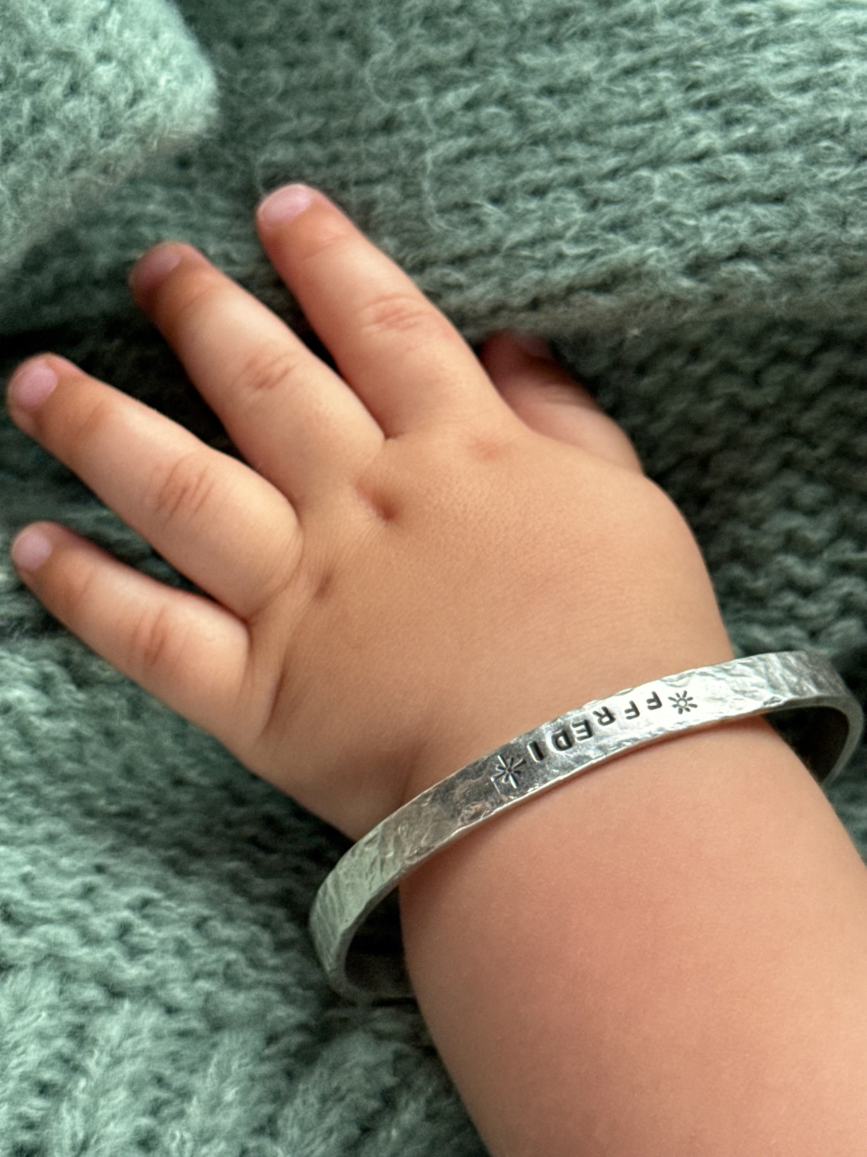 Adjustable Bangle